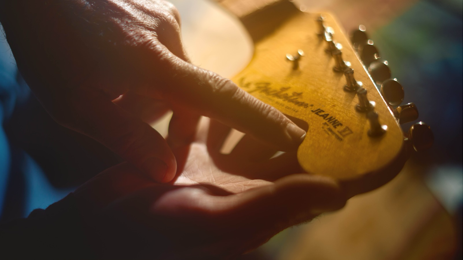 Guitares pour les gauchers.